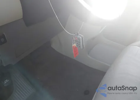 2015 Toyota Sienna Xle Premium 8 Passenger from USA, damaged, VIN 5TDYK3DC1FS675011